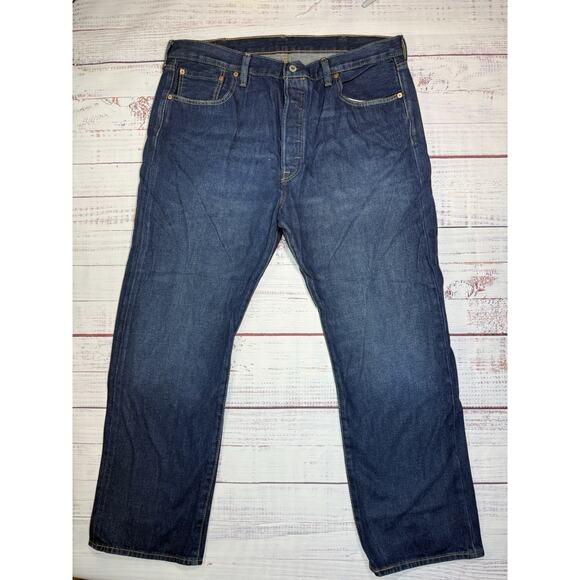 Levi's 501 True Fit Jeans Men’s Size 40x30 Straight Button Fly Mid Rise Denim - Picture 1 of 10